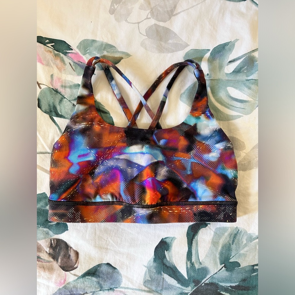 Lululemon Energy Bra, Medium Support B-D Cups, Size 6